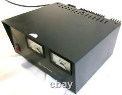 Astron RS-35M 35 Amp Regulated Power Supply 13.8V (A)