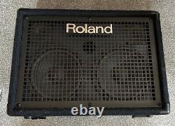 Roland KC-220 Stereo Keyboard Amplifier with Power Supply