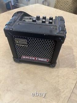 Roland Micro Cube Portable Guitar Amplifier Practice Amp N225 No power supply