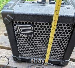 Roland Micro Cube guitar amp with power supply