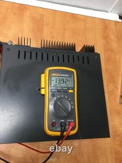 Alimentation Astron RS-35M avec compteur 13,8V 35 Amp Alimentation RADIOAMATEUR Fonctionnelle