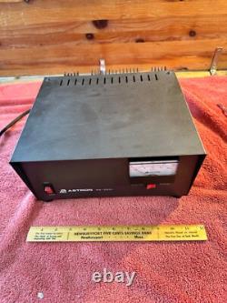 Alimentation Astron RS-35M avec compteur 13.8V 35 Ampères