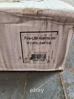Alimentation D'alarme Incendie Firelite Fcps-24fs8 120vac 4 Circuit 8 Amp Électricité D'alarme D'incendie Nouveau