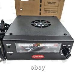 Alimentation à découpage Currens CSM815D. Entrée 220 Volts. 13,8 volts DC.