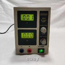 Alimentation électrique de laboratoire en courant continu Extech 382200. 030 Volts 1 Ampère