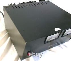 Alimentation électrique régulée Astron RS-35M 35 Amp 13,8V (A)