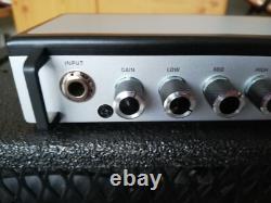 TÊTE D'AMPLIFICATEUR MINI BAS VALETON ASPHALT 20W avec alimentation