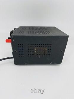 Tripplite Modèle PR-10a Alimentation CC régulée de précision de 10 ampères, testée.